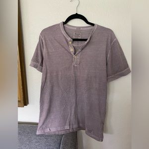 Abercrombie and Fitch tshirt - medium